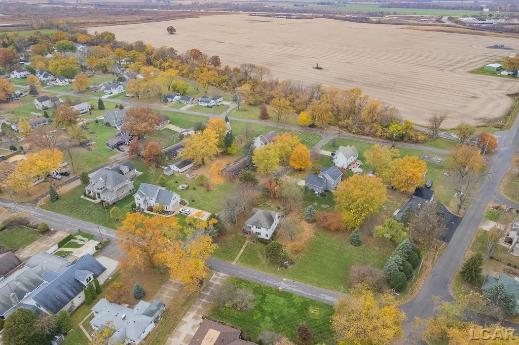 Lakeshore Drive La Salle Township MI 48145