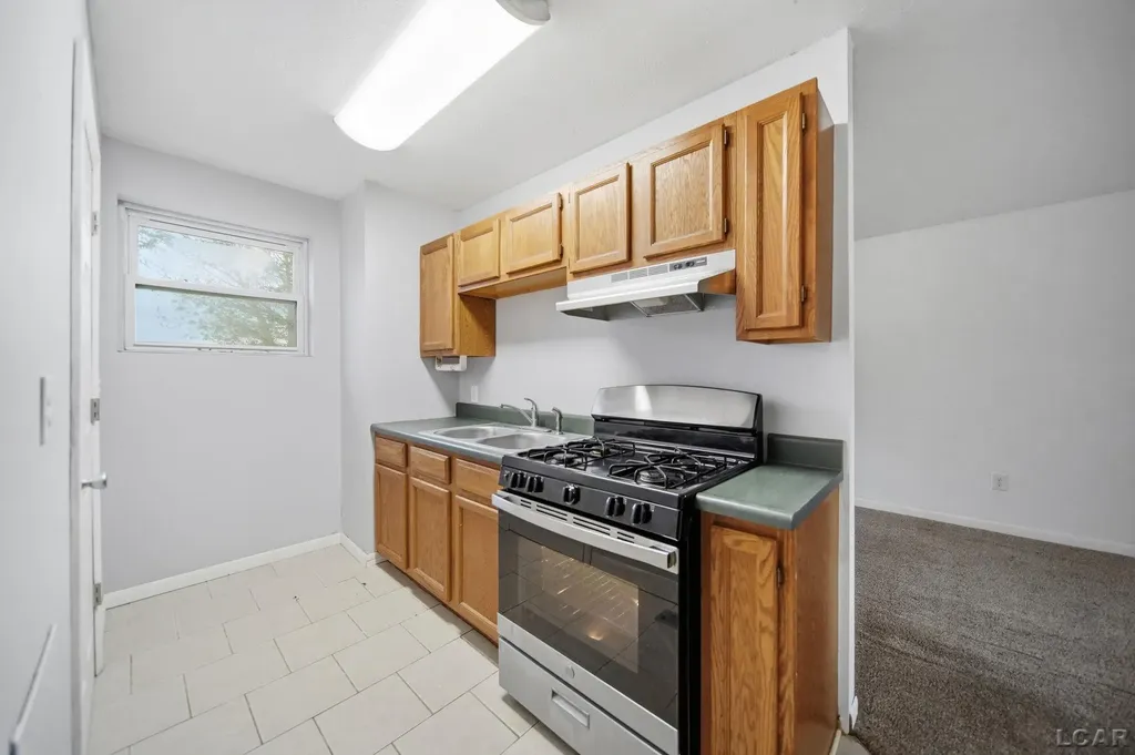 106 N Talbot Street Addison Village MI 49220