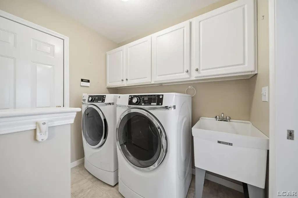 2463 Orient Drive Adrian Township MI 49221