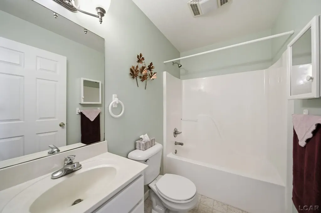 2463 Orient Drive Adrian Township MI 49221