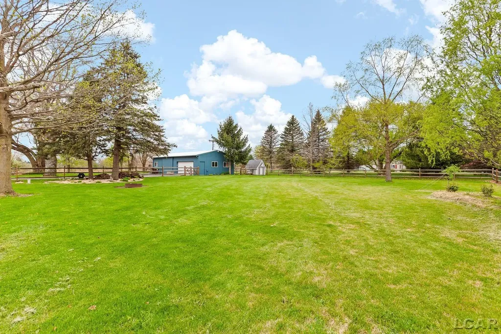 6518 N Rogers Highway Raisin Township MI 49286