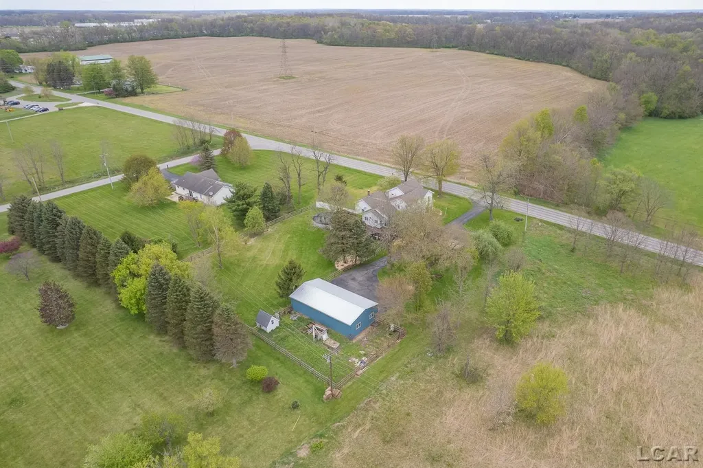 6518 N Rogers Highway Raisin Township MI 49286