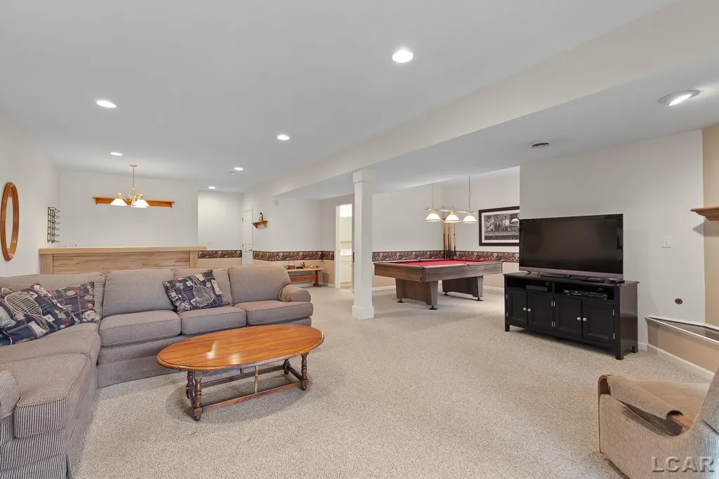 830 Richlyn Drive Adrian Township MI 49221