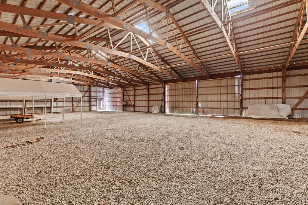8720 Sharon Hollow Road Manchester Township MI 48158