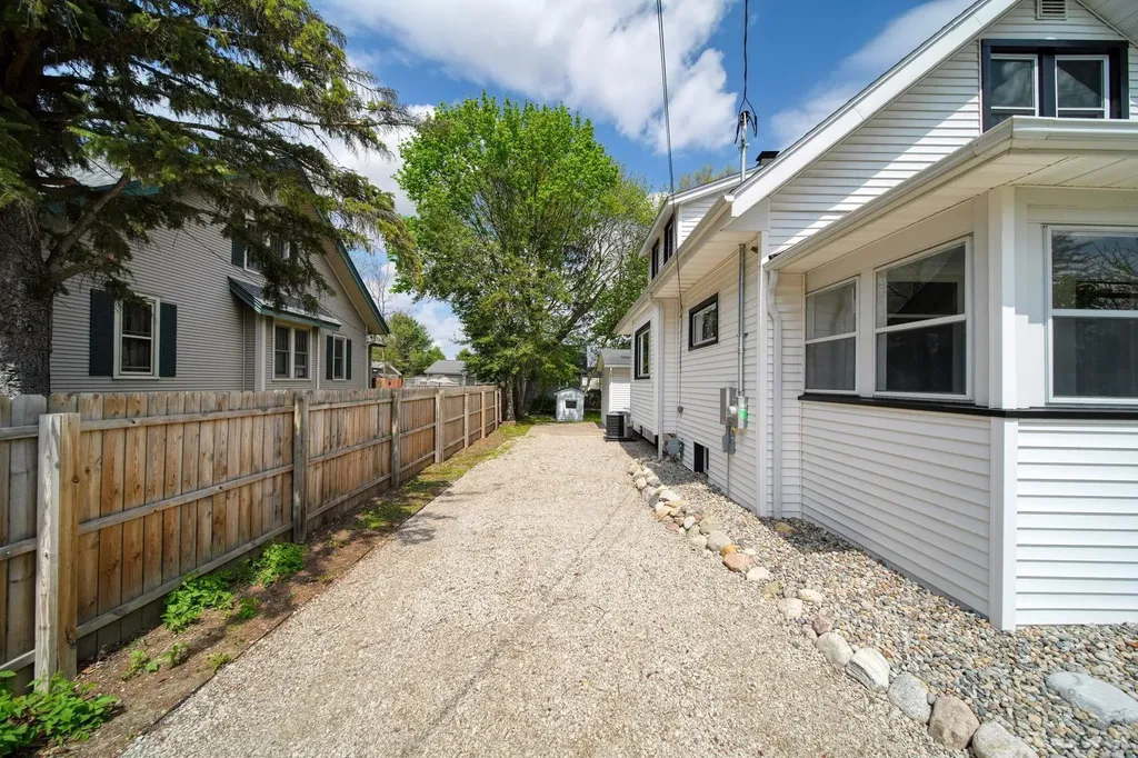 333 E Jefferson St Street Blissfield Village MI 49228
