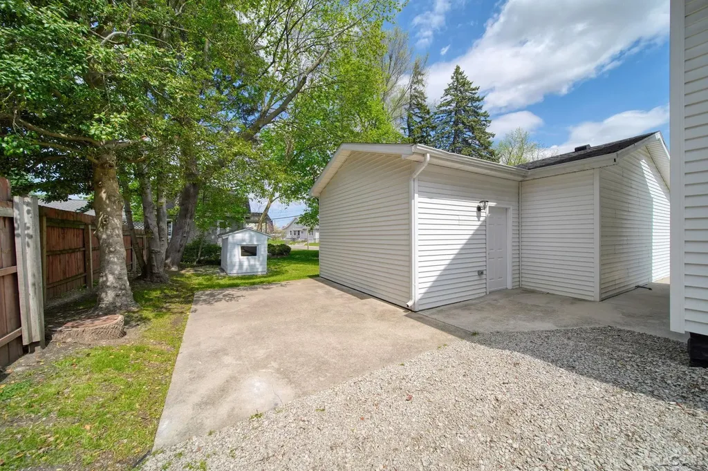 333 E Jefferson St Street Blissfield Village MI 49228