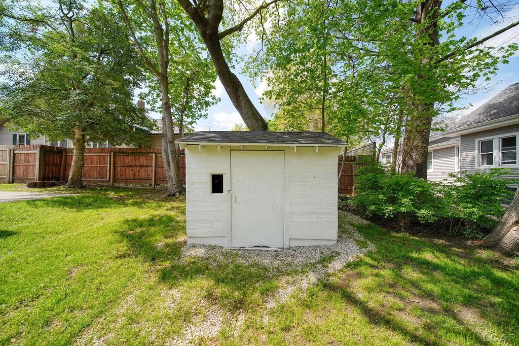 333 E Jefferson St Street Blissfield Village MI 49228
