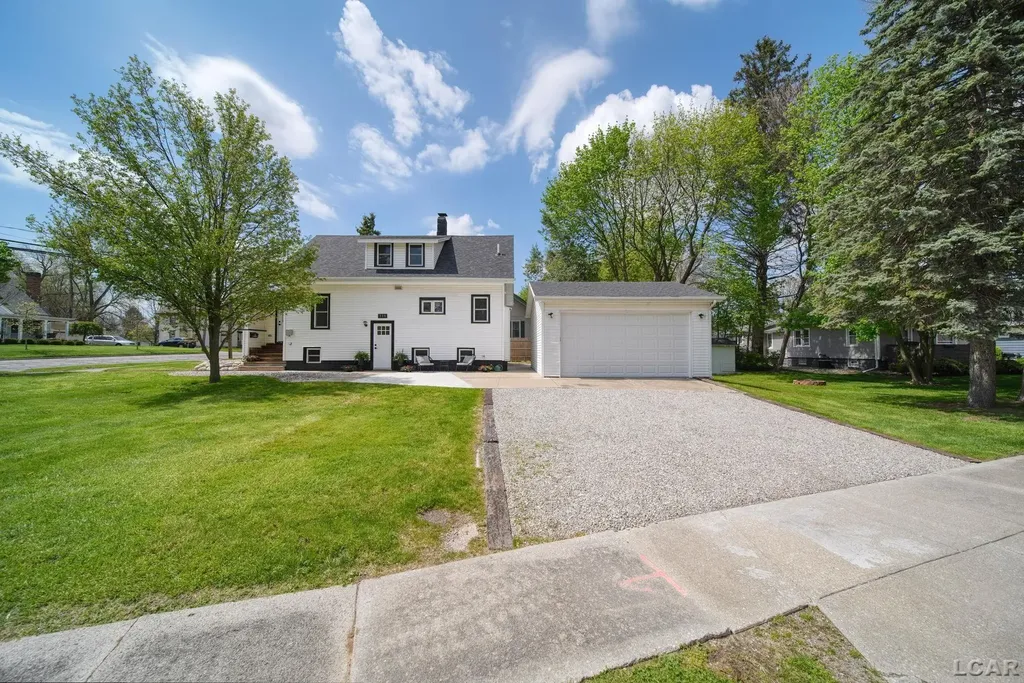 333 E Jefferson St Street Blissfield Village MI 49228