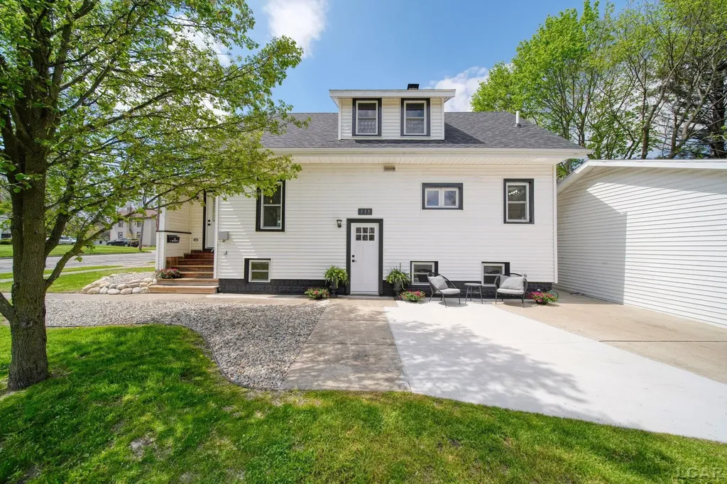 333 E Jefferson St Street Blissfield Village MI 49228