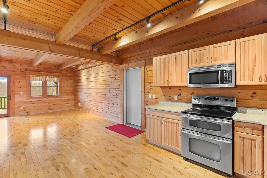 2487 W Monroe (m-50) Road Franklin Township MI 49287