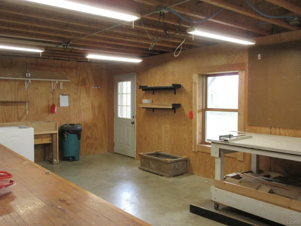 2487 W Monroe (m-50) Road Franklin Township MI 49287