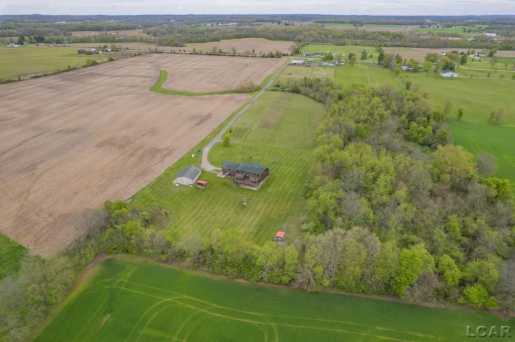 2487 W Monroe (m-50) Road Franklin Township MI 49287