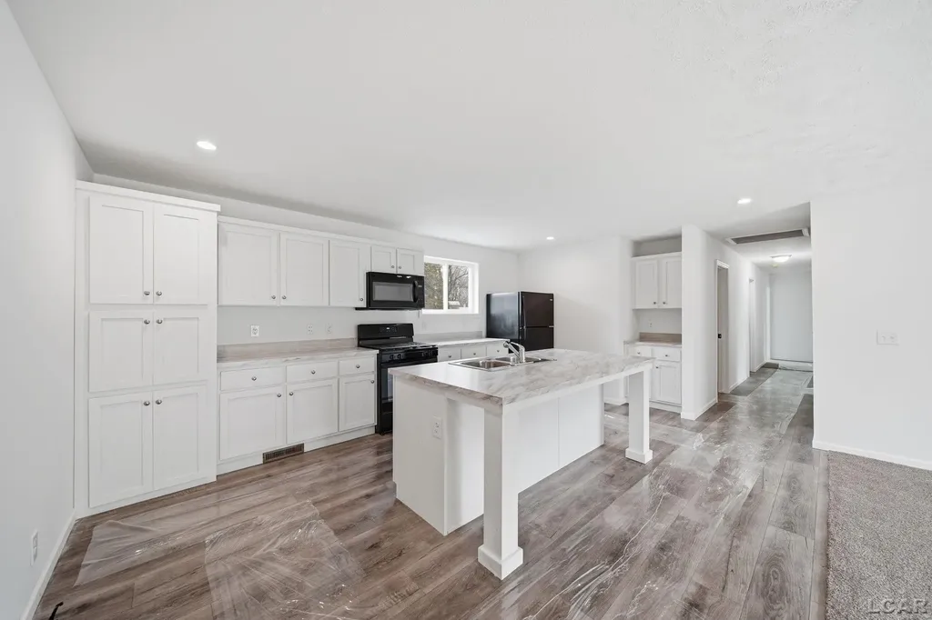 4760 Hooks Mill Road Adrian Township MI 49221