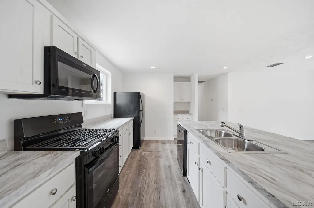 4760 Hooks Mill Road Adrian Township MI 49221