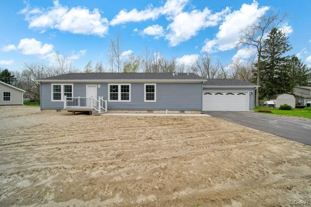 4762 Hooks Mill Drive Adrian Township MI 49221