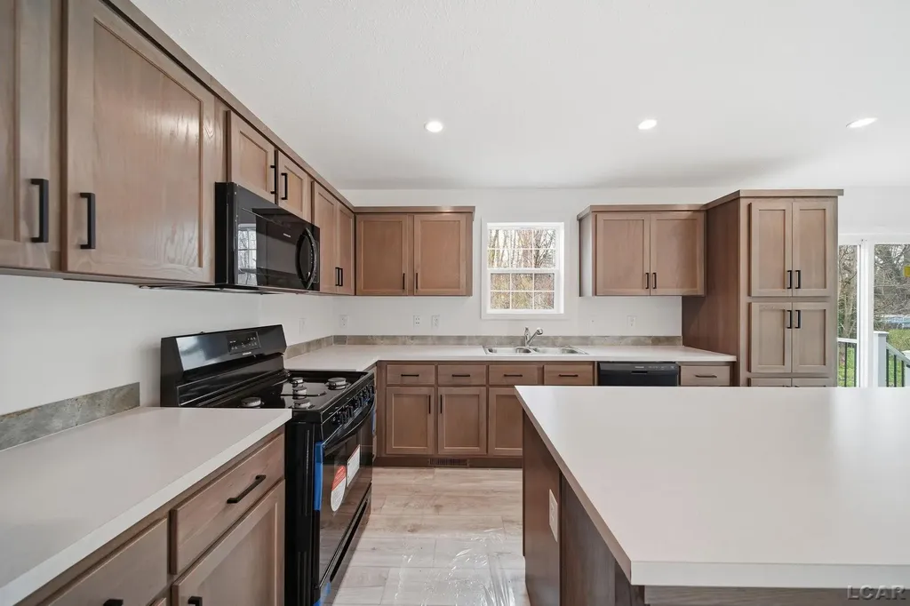4762 Hooks Mill Drive Adrian Township MI 49221