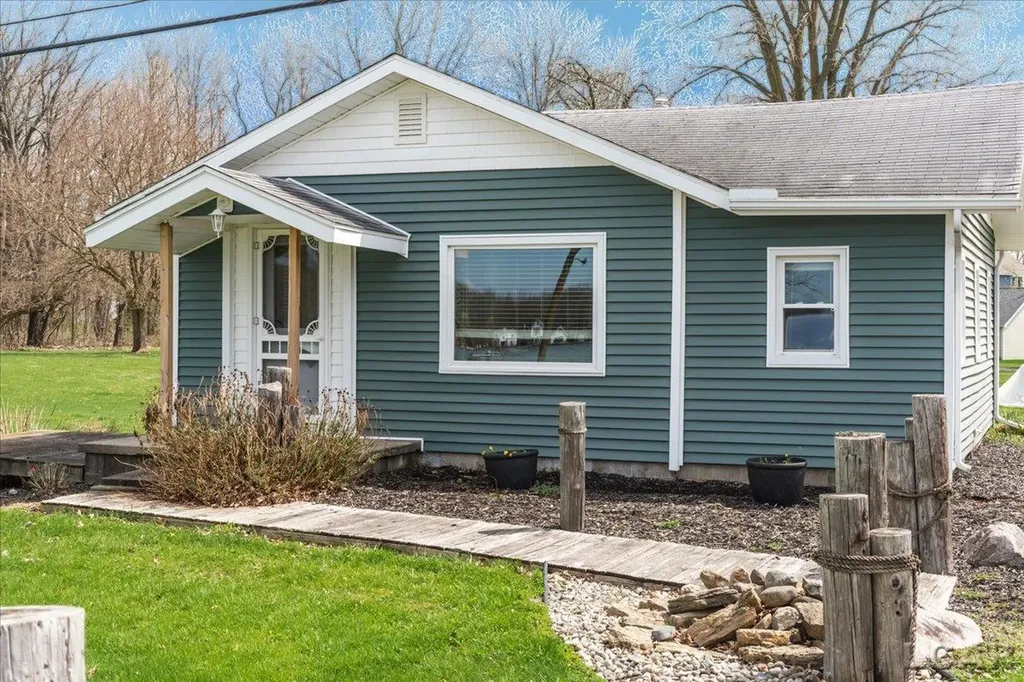 3193 Round Lake Highway Rollin Township MI 49253