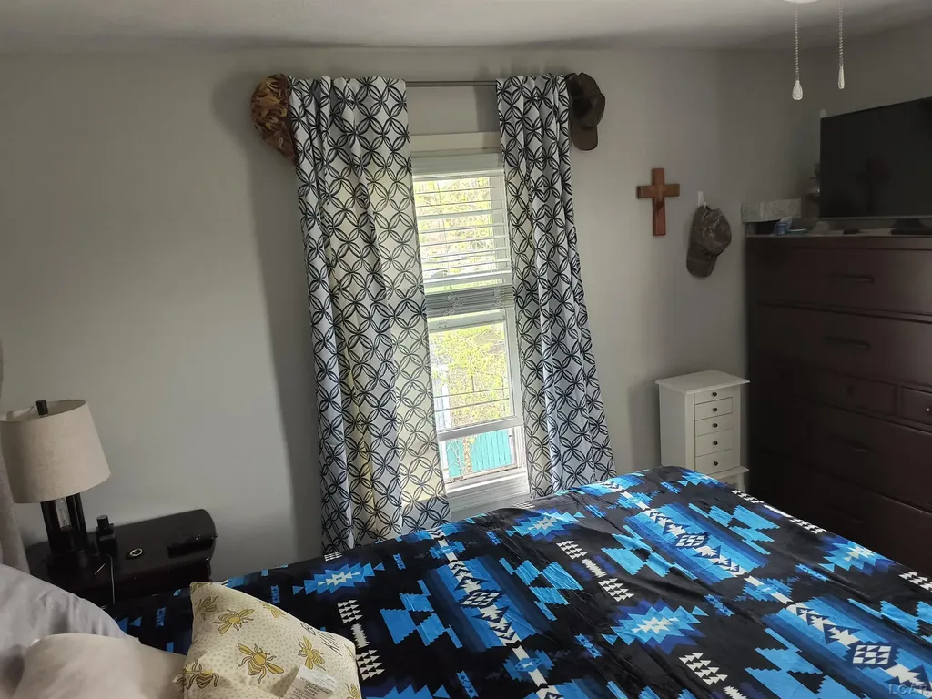 121 S King Street Brooklyn Village MI 49230