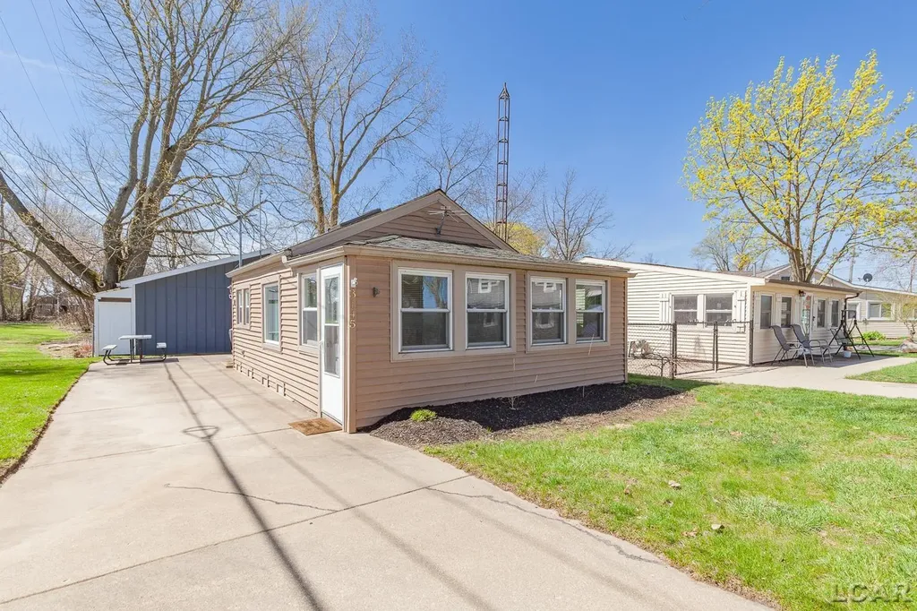 3145 Round Lake Highway Rollin Township MI 49253