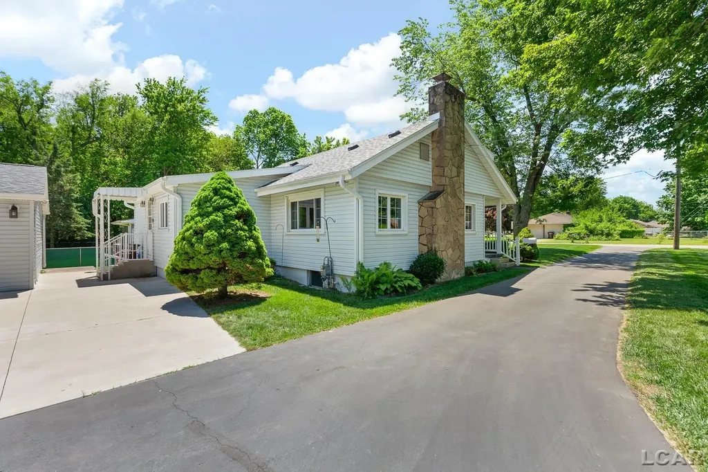2439 Airport Road Madison Charter Township MI 49221