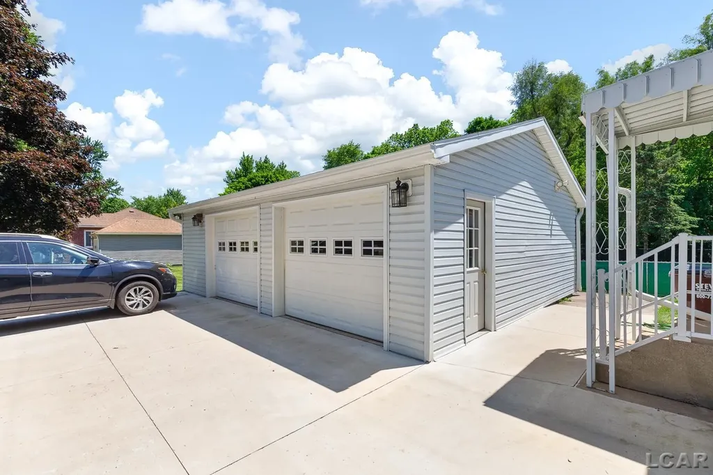 2439 Airport Road Madison Charter Township MI 49221