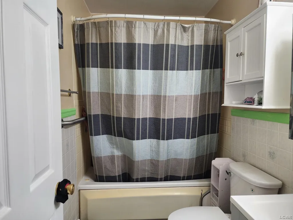2380 Linden Drive Madison Charter Township MI 49221