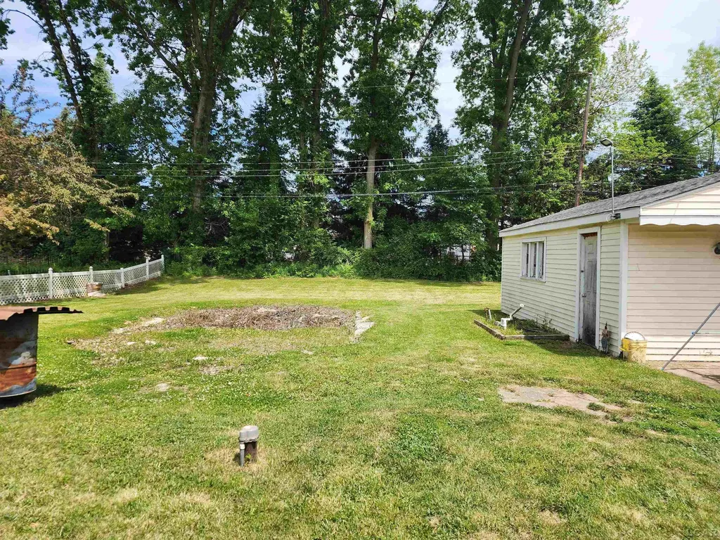2380 Linden Drive Madison Charter Township MI 49221