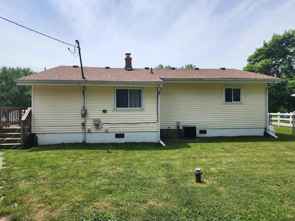 2380 Linden Drive Madison Charter Township MI 49221