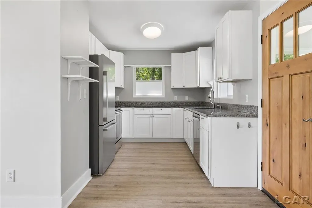 1400 Lakeview Drive Manchester Township MI 49287