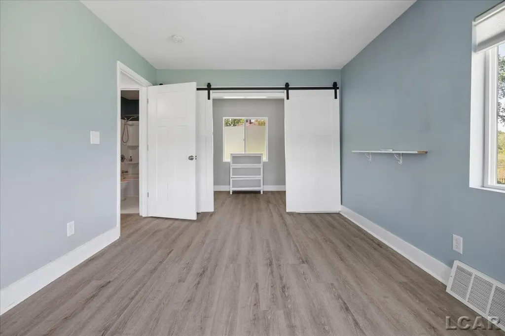 1400 Lakeview Drive Manchester Township MI 49287
