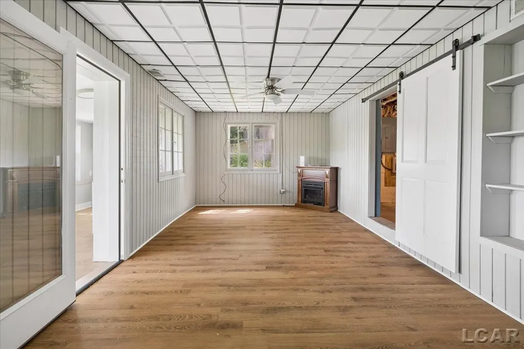 1400 Lakeview Drive Manchester Township MI 49287