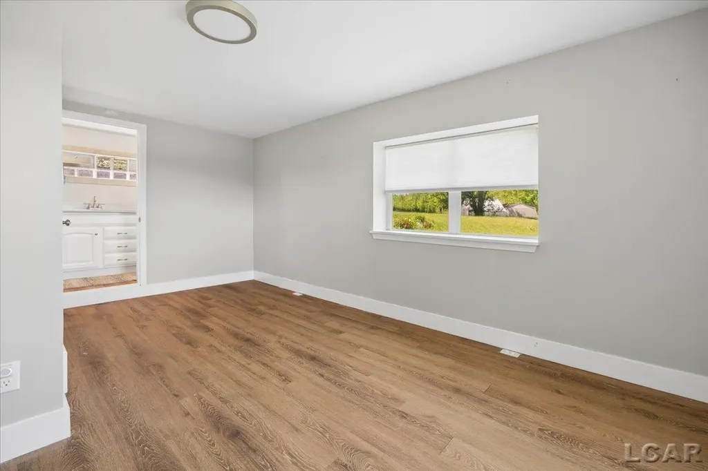 1400 Lakeview Drive Manchester Township MI 49287