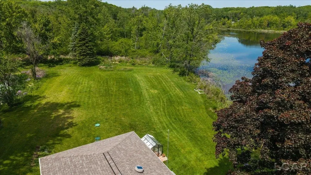 1400 Lakeview Drive Manchester Township MI 49287