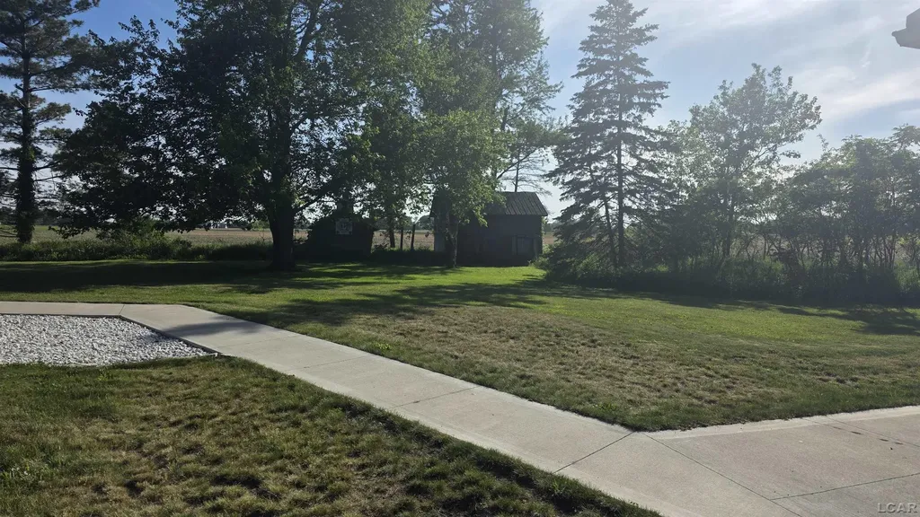 6284 W Weston Road Unknown City MI 49279