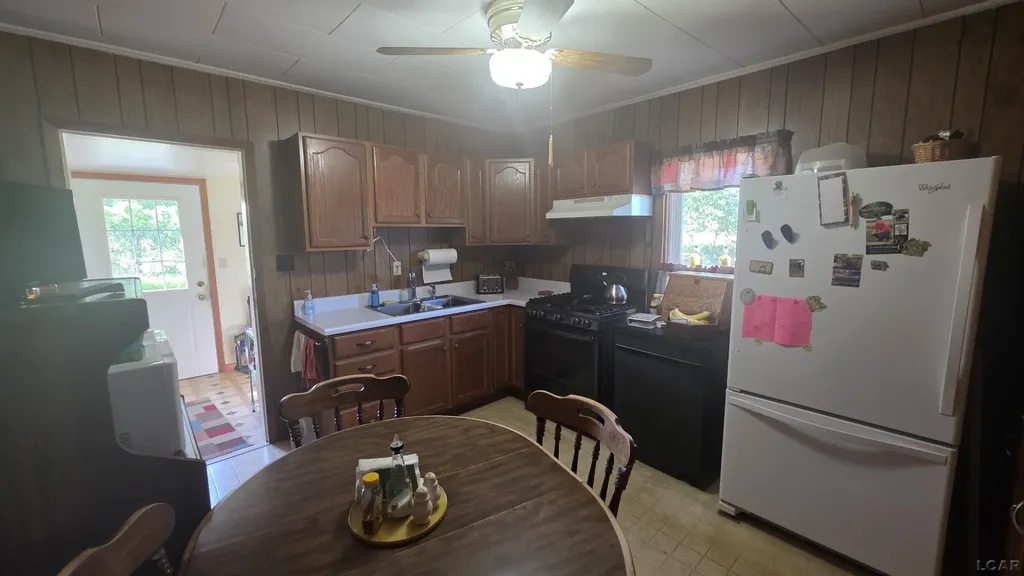 6284 W Weston Road Unknown City MI 49279