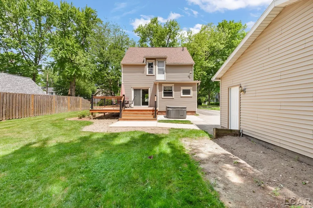 925 Lincoln Avenue Adrian City MI 49221