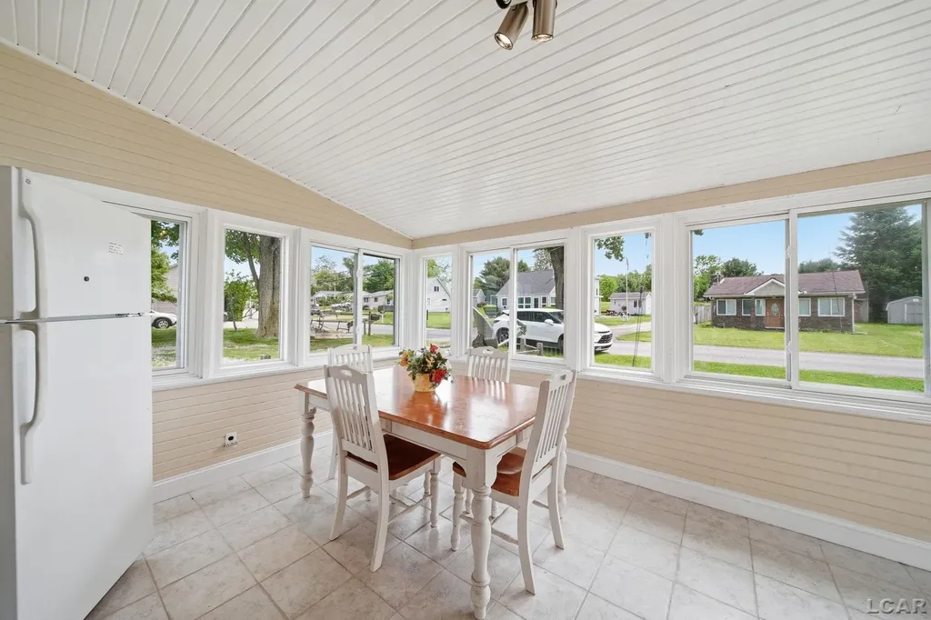 392 Egan Highway Cambridge Township MI 49230