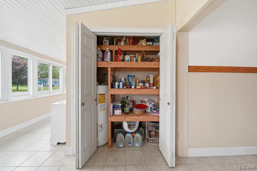 392 Egan Highway Cambridge Township MI 49230