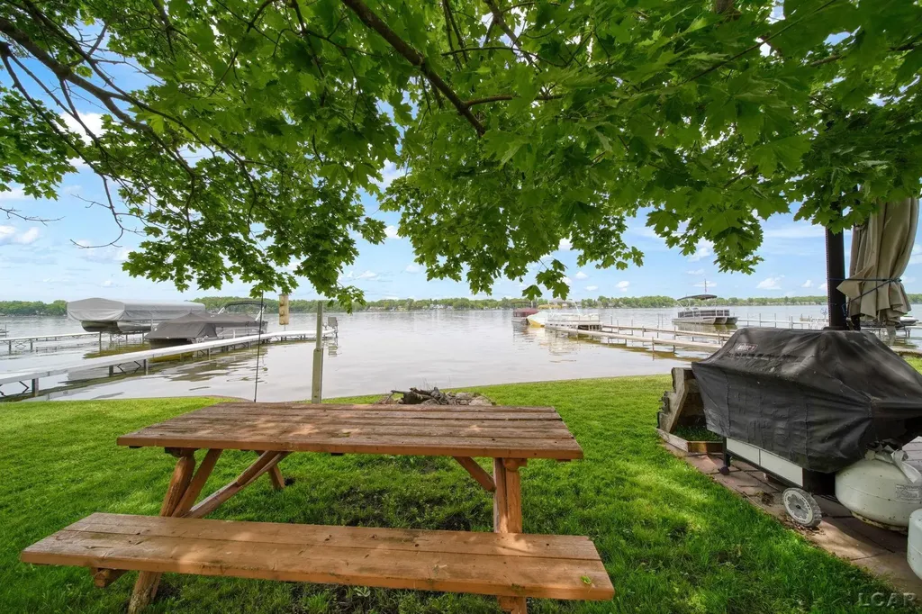 392 Egan Highway Cambridge Township MI 49230