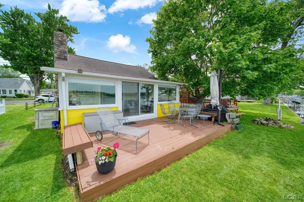 392 Egan Highway Cambridge Township MI 49230