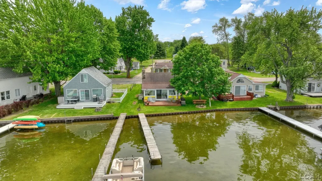 392 Egan Highway Cambridge Township MI 49230
