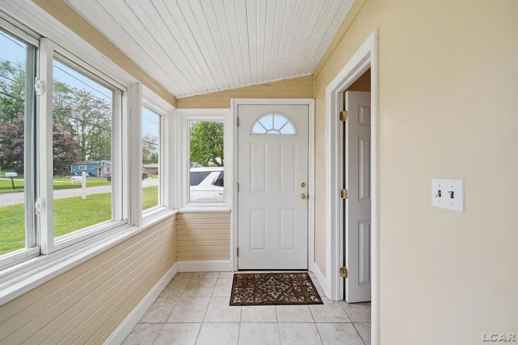 392 Egan Highway Cambridge Township MI 49230