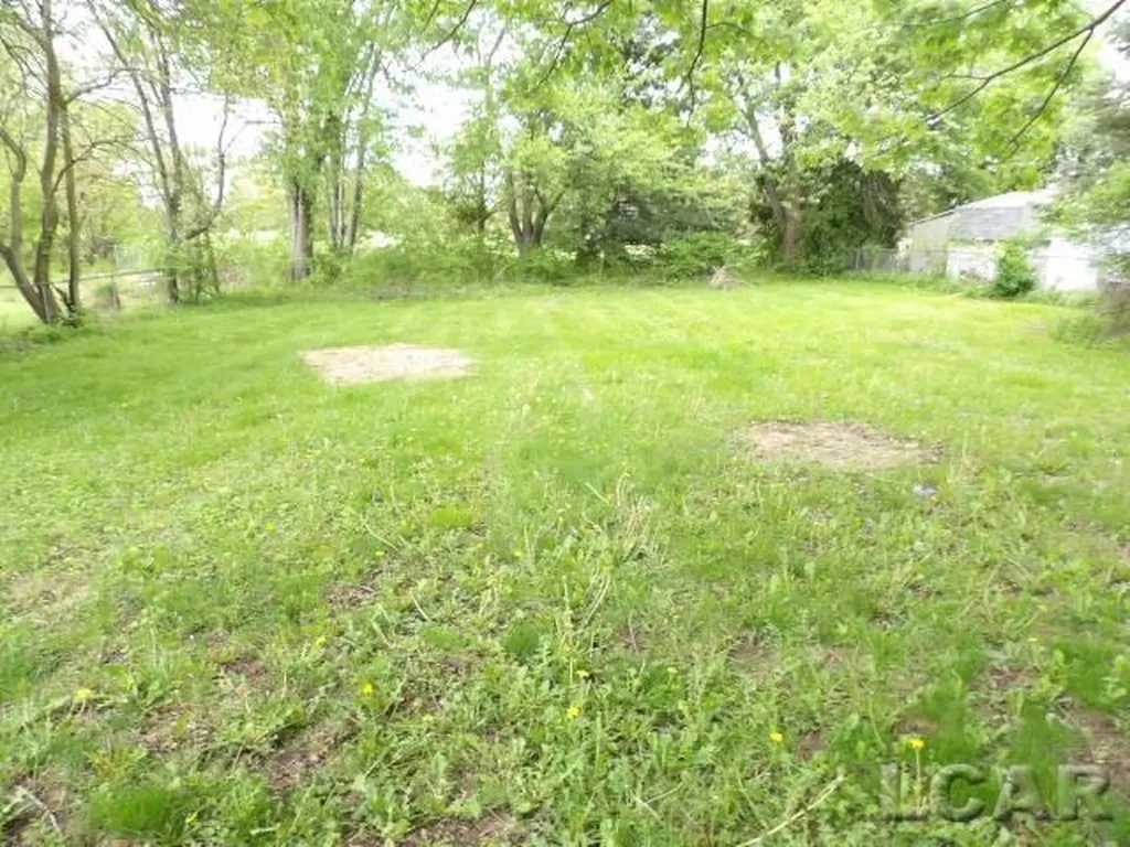 164 Pleasant Knoll Drive Adrian City MI 49221