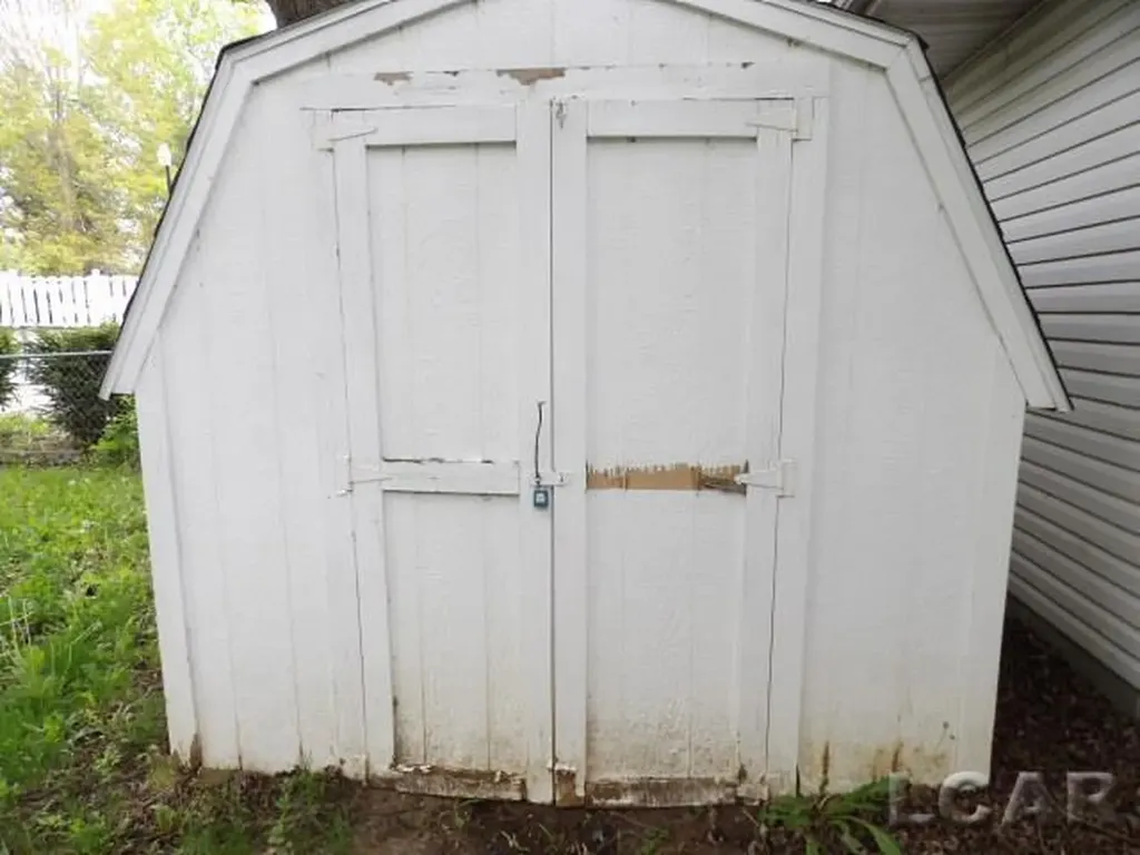164 Pleasant Knoll Drive Adrian City MI 49221