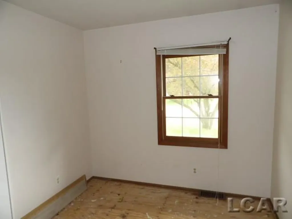 164 Pleasant Knoll Drive Adrian City MI 49221