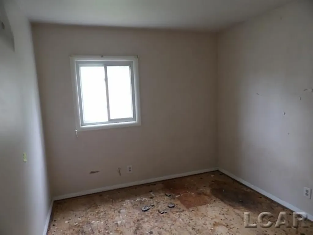 164 Pleasant Knoll Drive Adrian City MI 49221