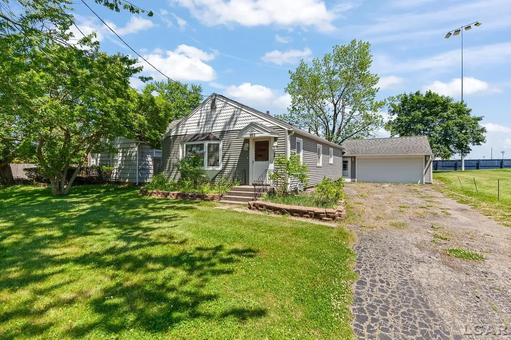 922 Addison Street Adrian City MI 49221