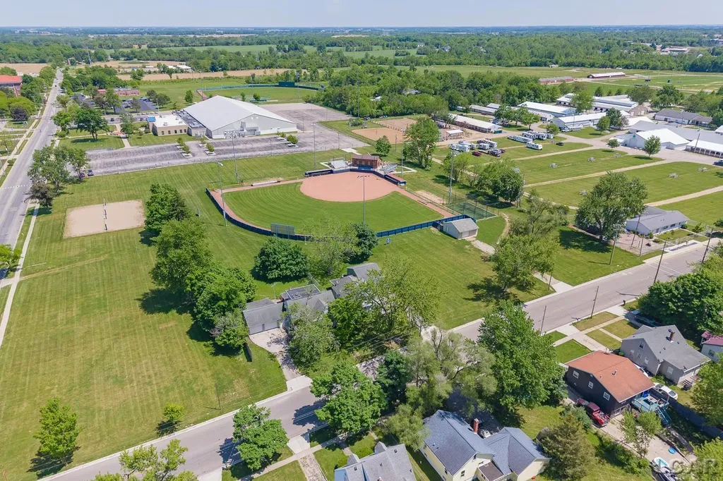 922 Addison Street Adrian City MI 49221