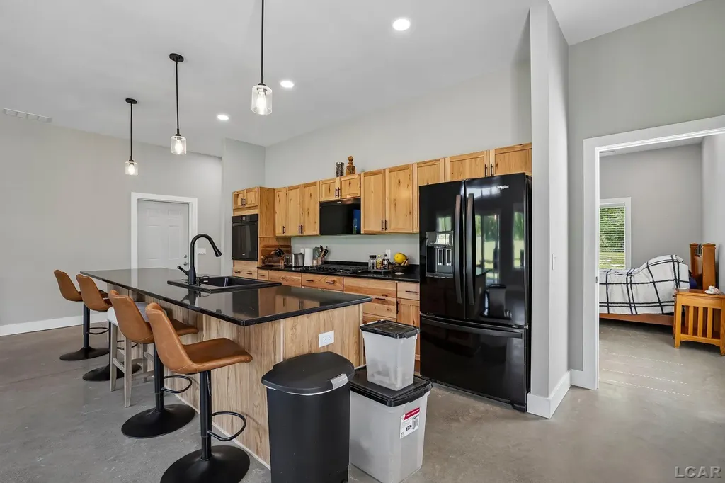 20785 Hogan Road Manchester Township MI 48158