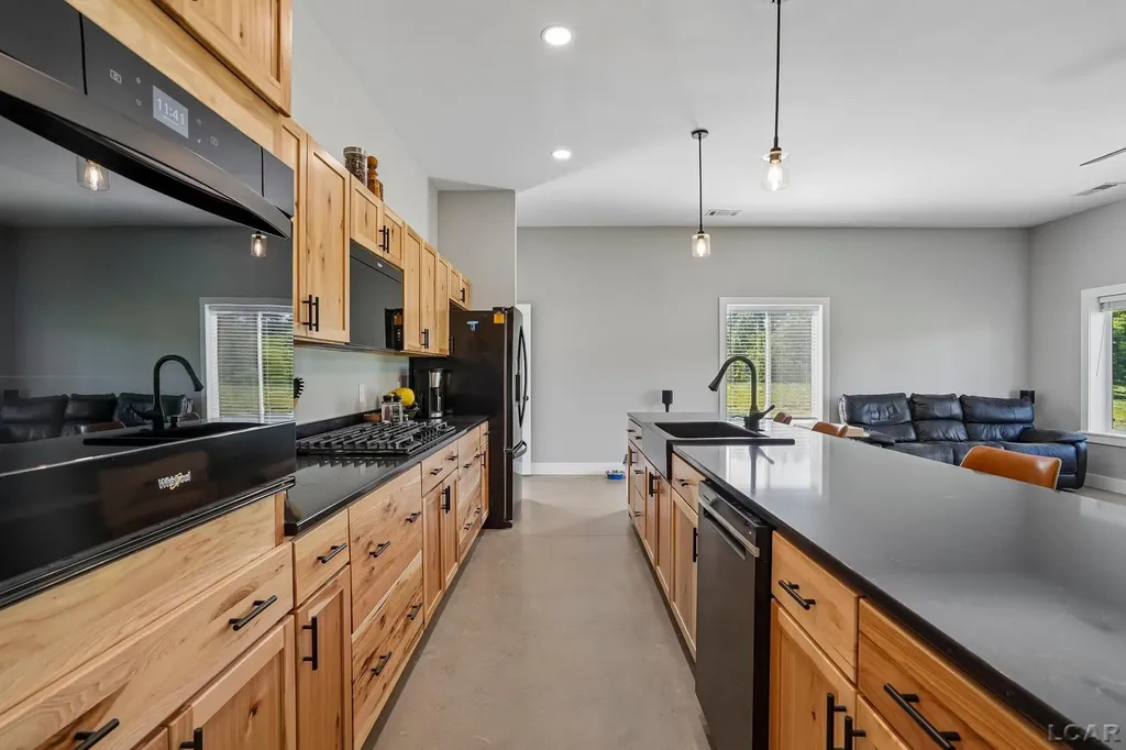 20785 Hogan Road Manchester Township MI 48158